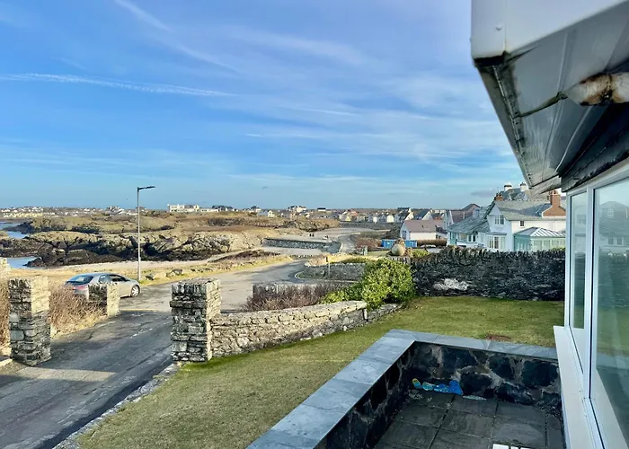 La Mare- 3 Bed-Sea View-Trearddur Bay